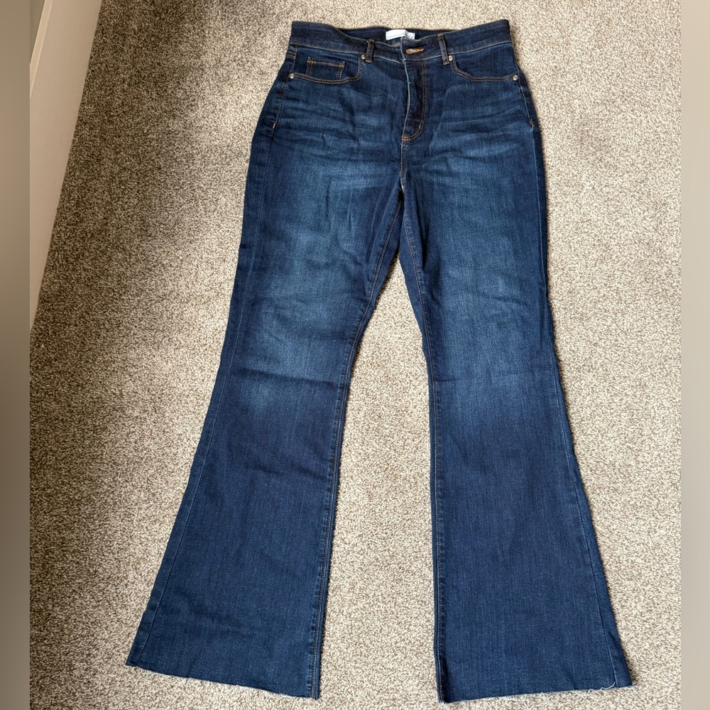 Curvy Slim Flare Jeans